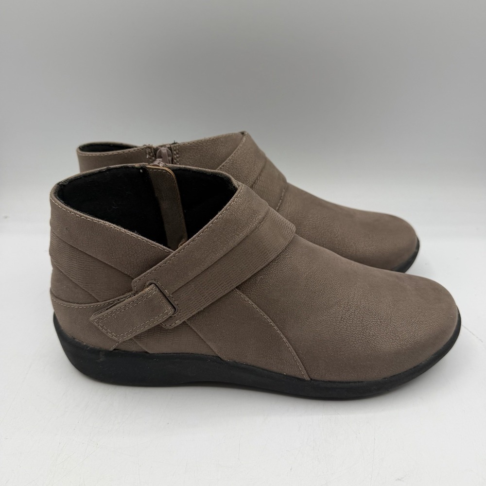 Clarks Sillian Rani Boots Womens Sz 8 M Pewter Ankle Shoes Cloudsteppers Booties